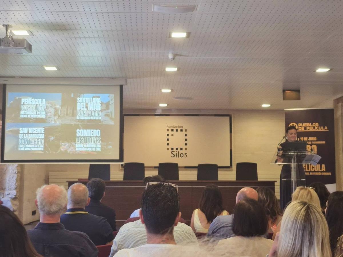 Peñíscola ha participado, como miembro de la Red de Pueblos de Película, en el I Foro de la agrupación, que ha tenido lugar entre Santo Domingo de Silos y Covarrubias, en Burgos.