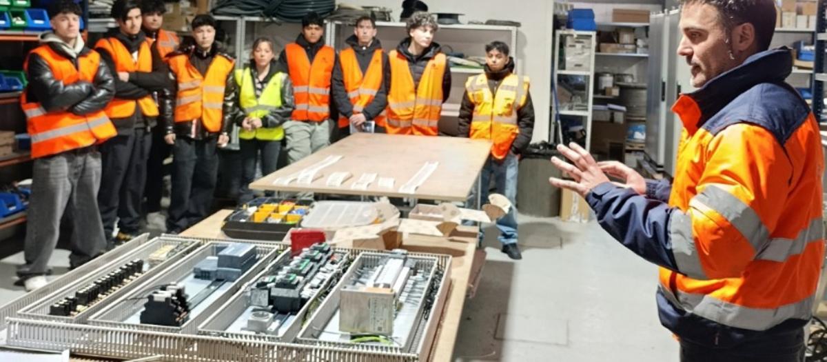 Alumnes en una sessió de formació laboral