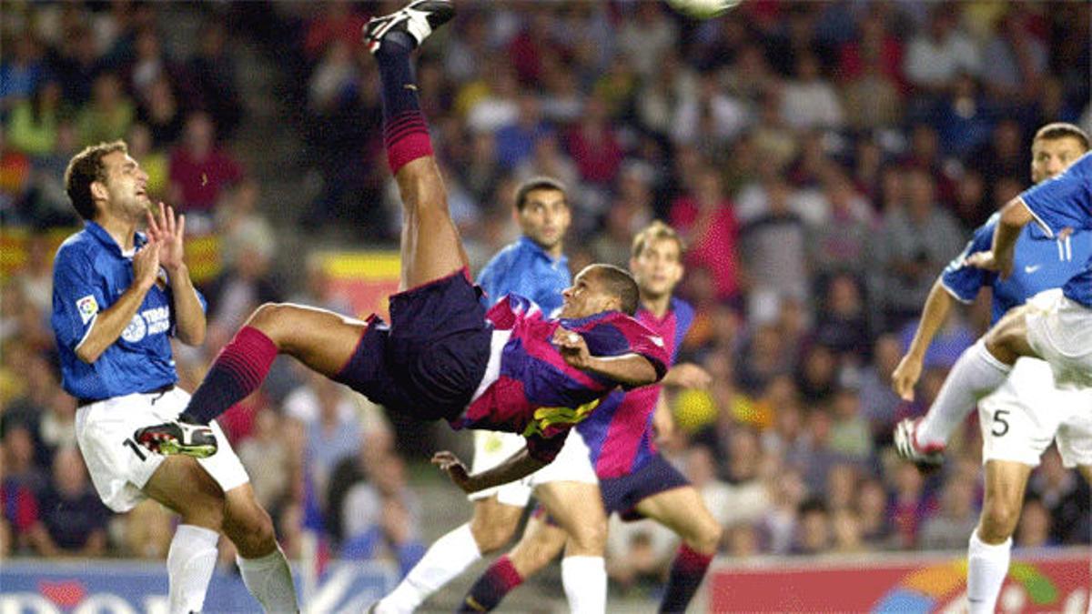 10. Chilena de Rivaldo al Valencia