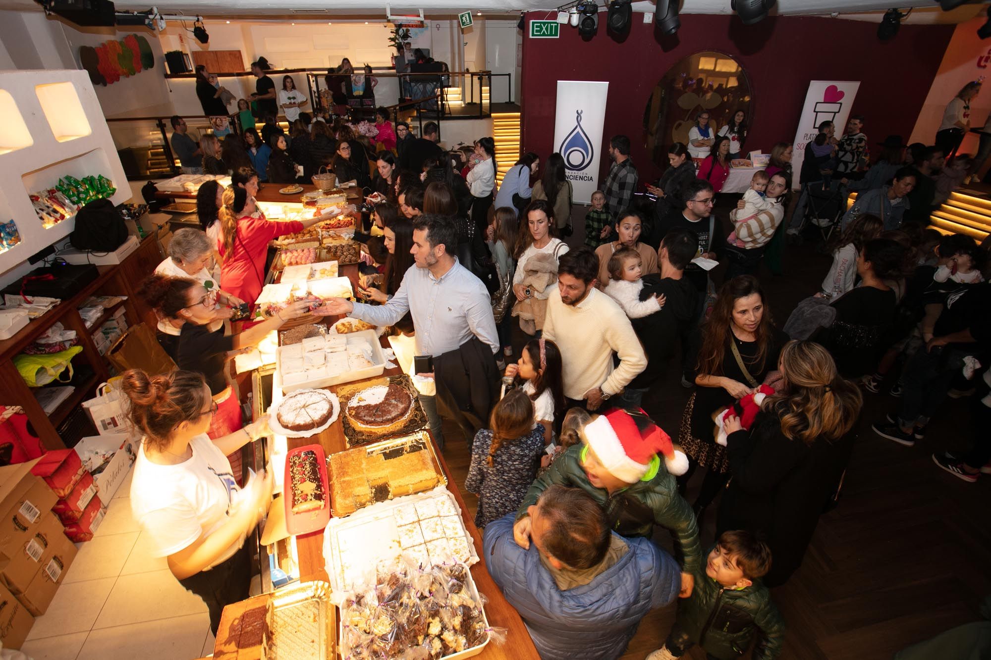 Gala Solidaria  de Navidad en Pacha Ibiza
