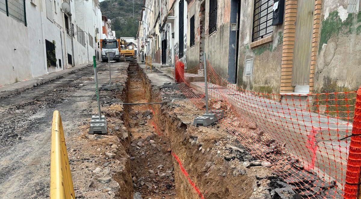 El proyecto incluye la regeneración integral de tres calles del barrio.