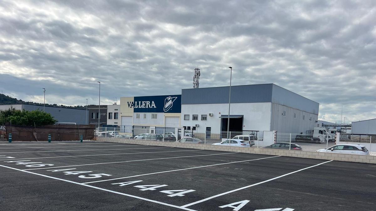 Una de las áreas de estacionamiento para camiones habilitadas en la Vall d'Uixó.