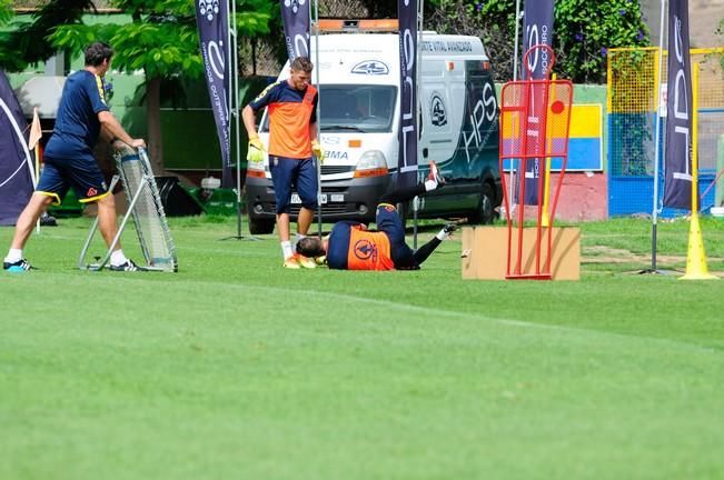 Entrenamienro de la UD Las Palmas previo a la ...