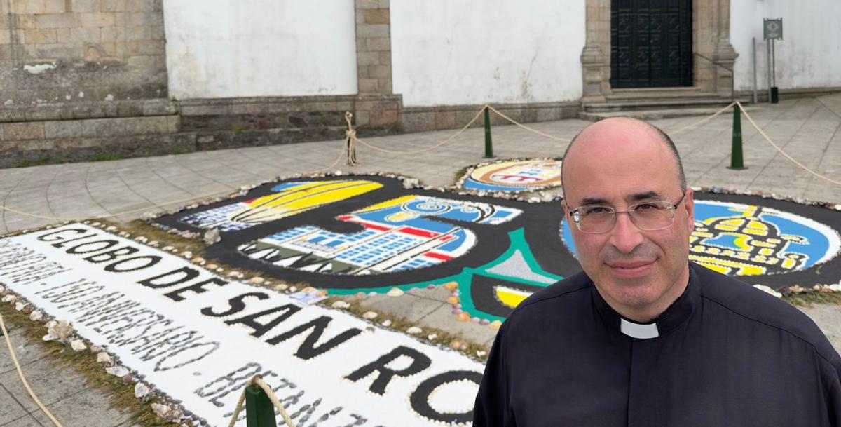 Santiago Pérez , párroco de Cangas.