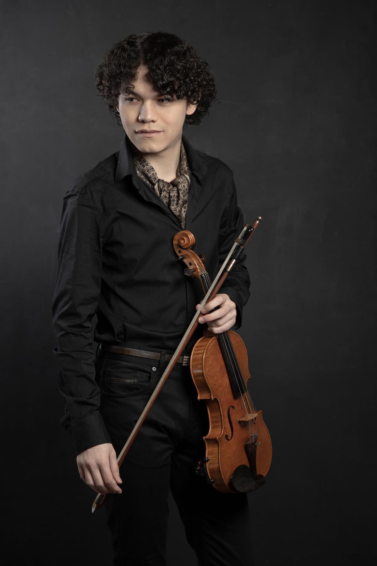 El violinista Eduard Kollert.