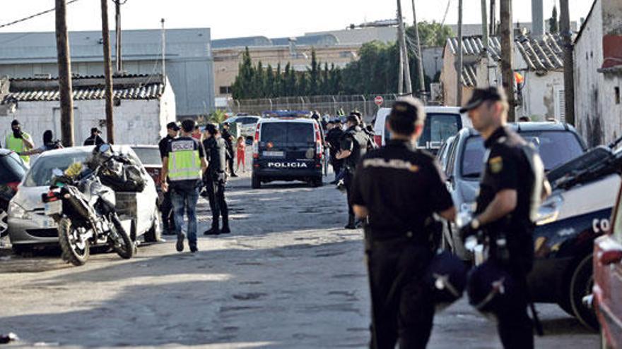 Piden 8,5 años de cárcel por apuñalar a un vecino tras una pelea entre niños en Son Banya