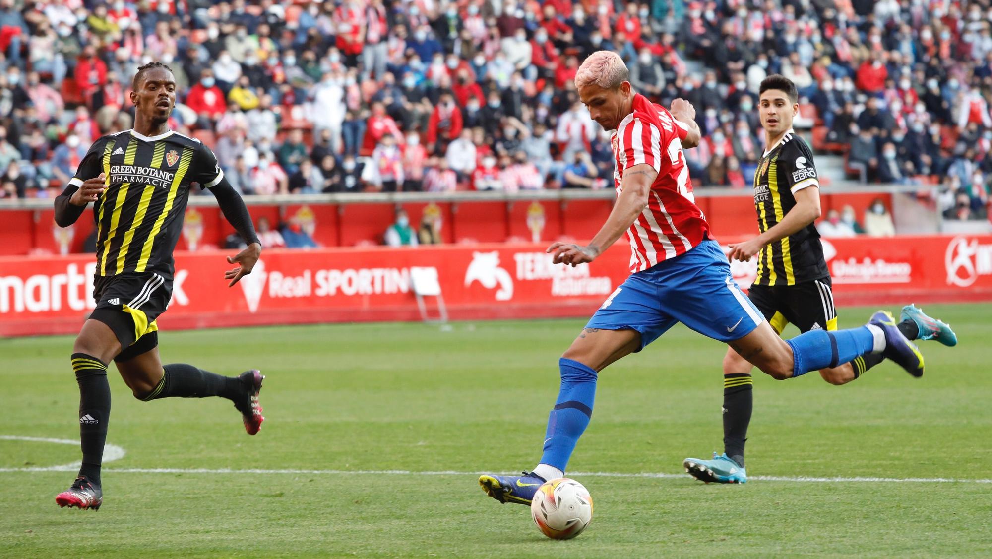 Sporting - Zaragoza, en imágenes