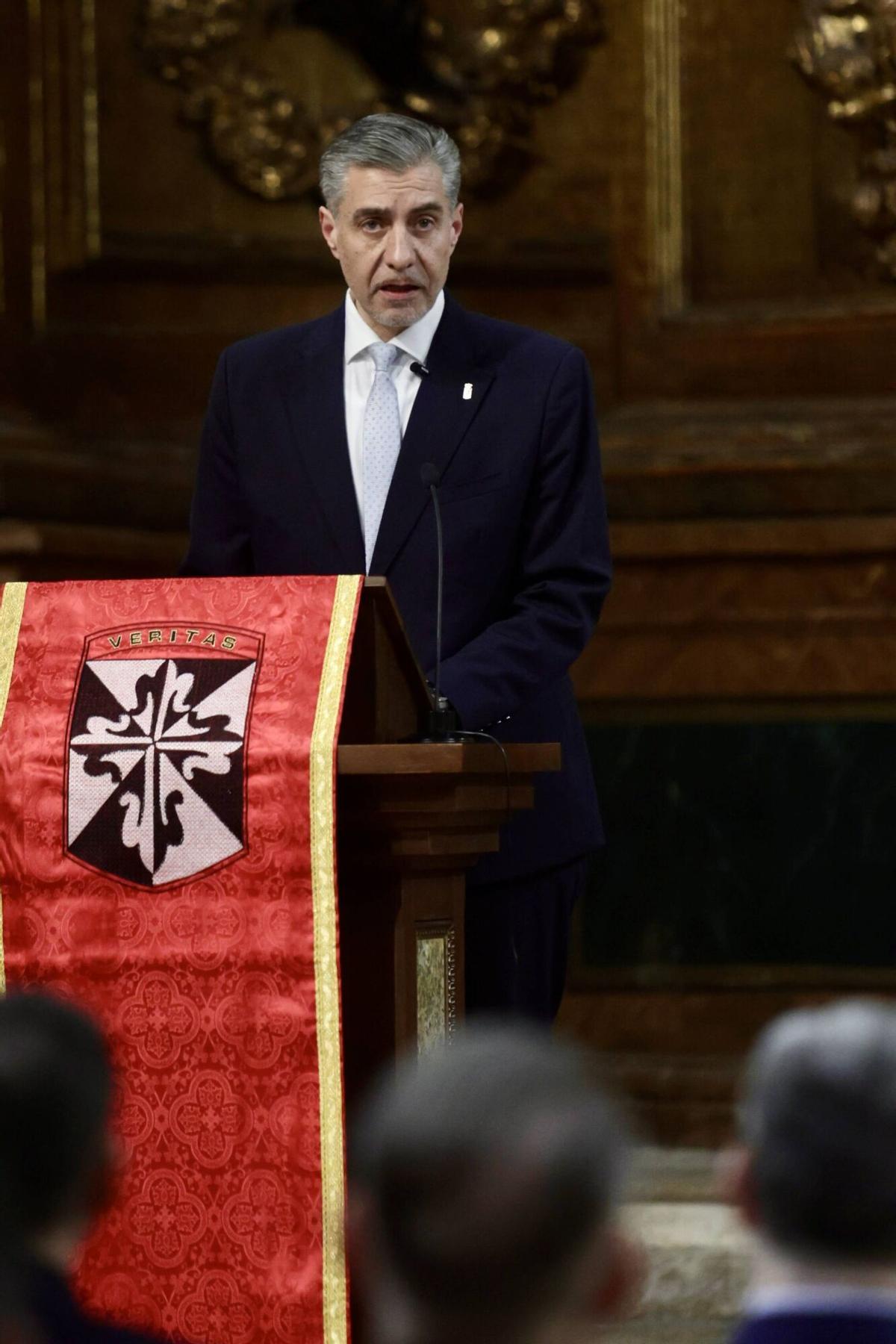 EN IMÁGENES: Martín Martín Peláez, presidente del Real Oviedo, pregonero de la Semana Santa de Oviedo