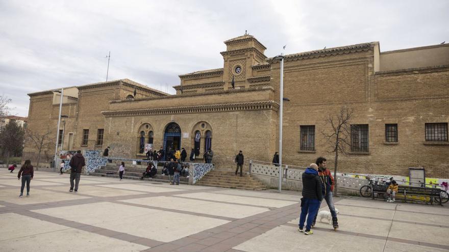 Antigua cárcel de Torrero, sede del Centro Social Okupado Kike Mur.