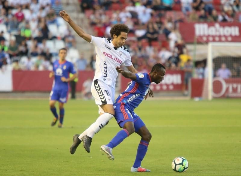 Partido entre el Albacete y el Real Oviedo