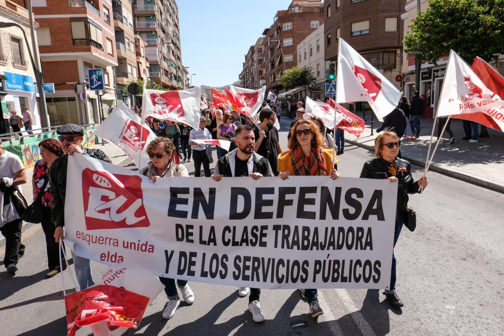 La manifestación del Día del Trabajador reúne a 18 colectivos y partidos del Medio Vinalopó