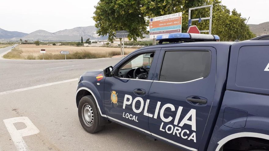 Herido un hombre de 55 años tras caer de la moto en Lorca