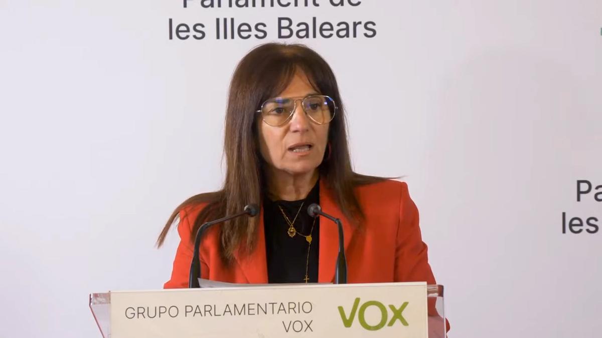 Manuela Cañadas acusa al PP de "traicionar" tanto al sector turístico como a sus votantes