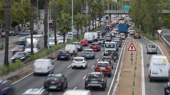 Los recursos a multas de tráfico se disparan en Barcelona coincidiendo con el auge de la IA y las webs quitamultas’