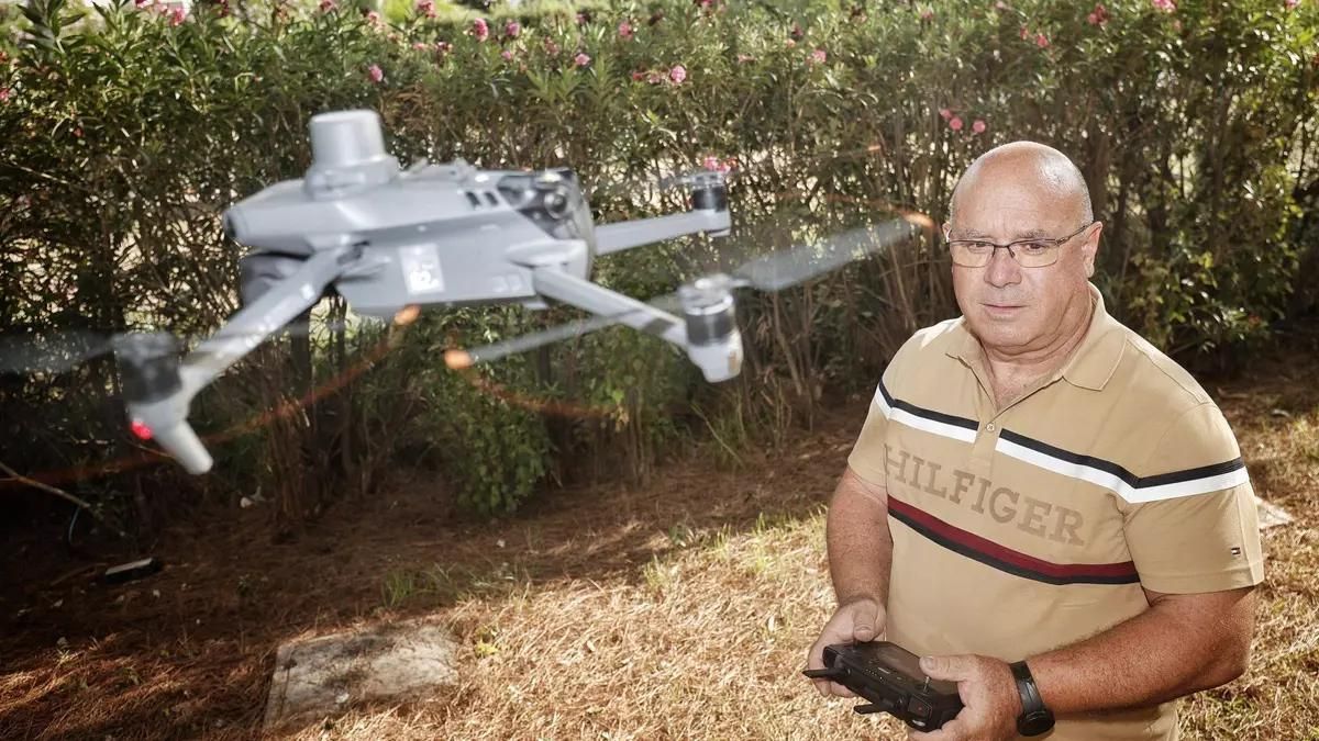 Rafael Pedrosa, subinspector de Policía retirado: "Los delincuentes usan drones para controlar objetivos o vigilar a la Policía"