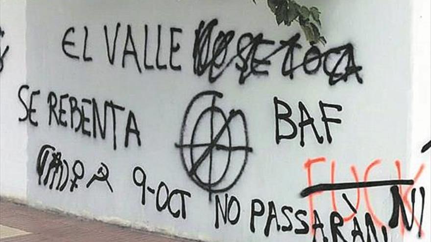 Investigan la aparición de pintadas fascistas en 4 puntos de Vila-real