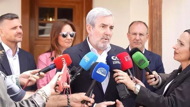 Clavijo ve una "muy buena noticia" el acuerdo sobre pensiones entre su Ejecutivo y el Gobierno