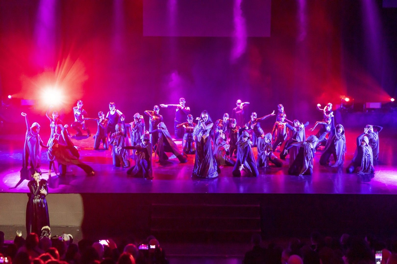 Gala Coronación de Reina y Rey del Carnaval de Torrevieja y entrega del Escudo de Oro
