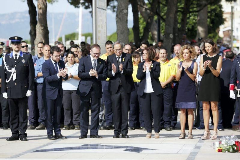 Homenaje a las vííctimas de Cambrils