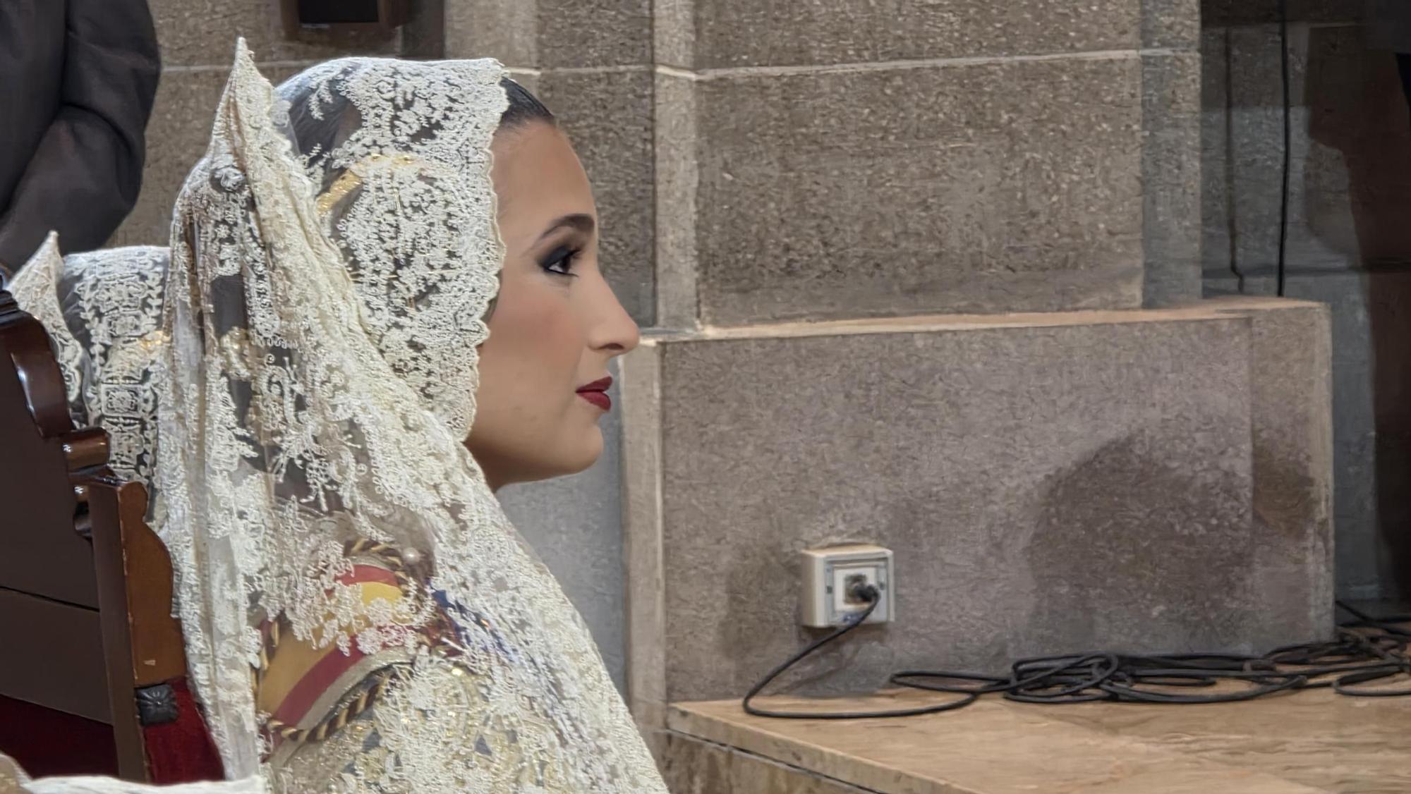Así ha sido el Besamanos de las falleras mayores y cortes de honor 2025