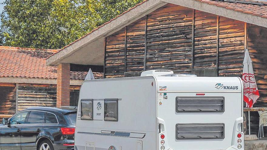 Siete de los 11 campings de la Junta de Extremadura continúan cerrados