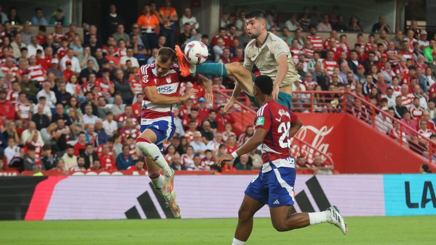 El Córdoba CF pasa de las lesiones a las sanciones