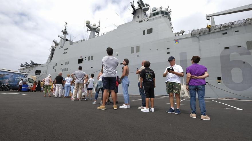 Jornada de puertas abiertas del buque Juan Carlos I