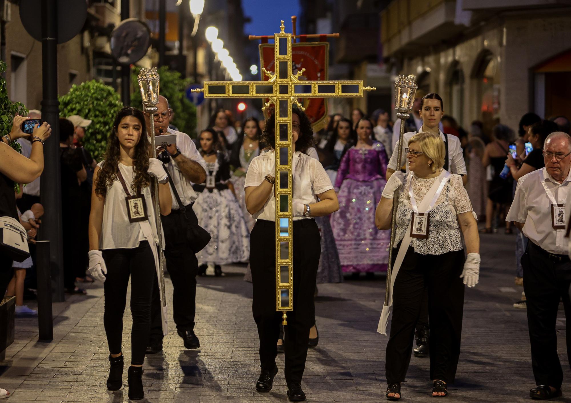 Procesiones y pasacalles en honor a la Virgen del Carmen en El Raval Roig y San Vicente