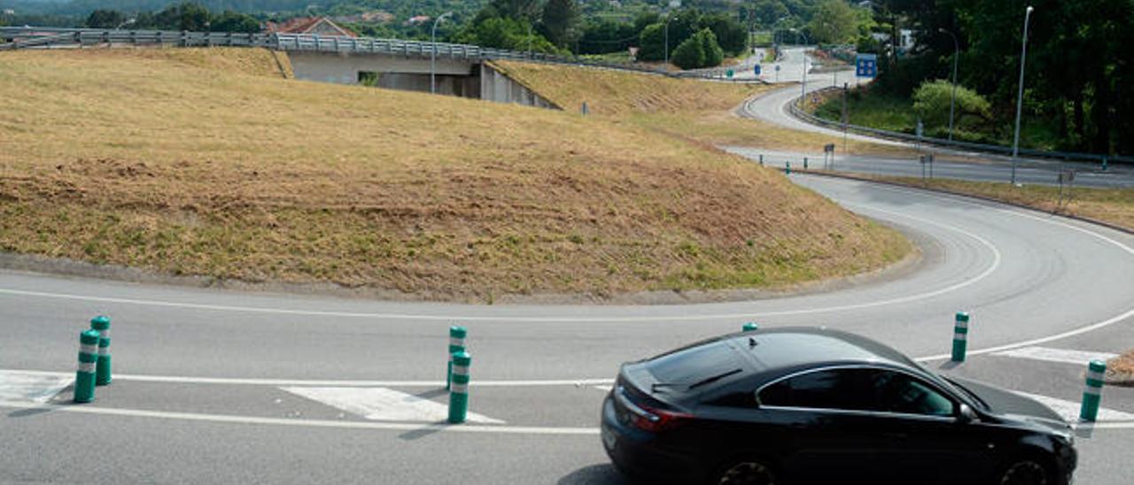 Nudo de la autopista en Vilaboa // Rafa Vázquez