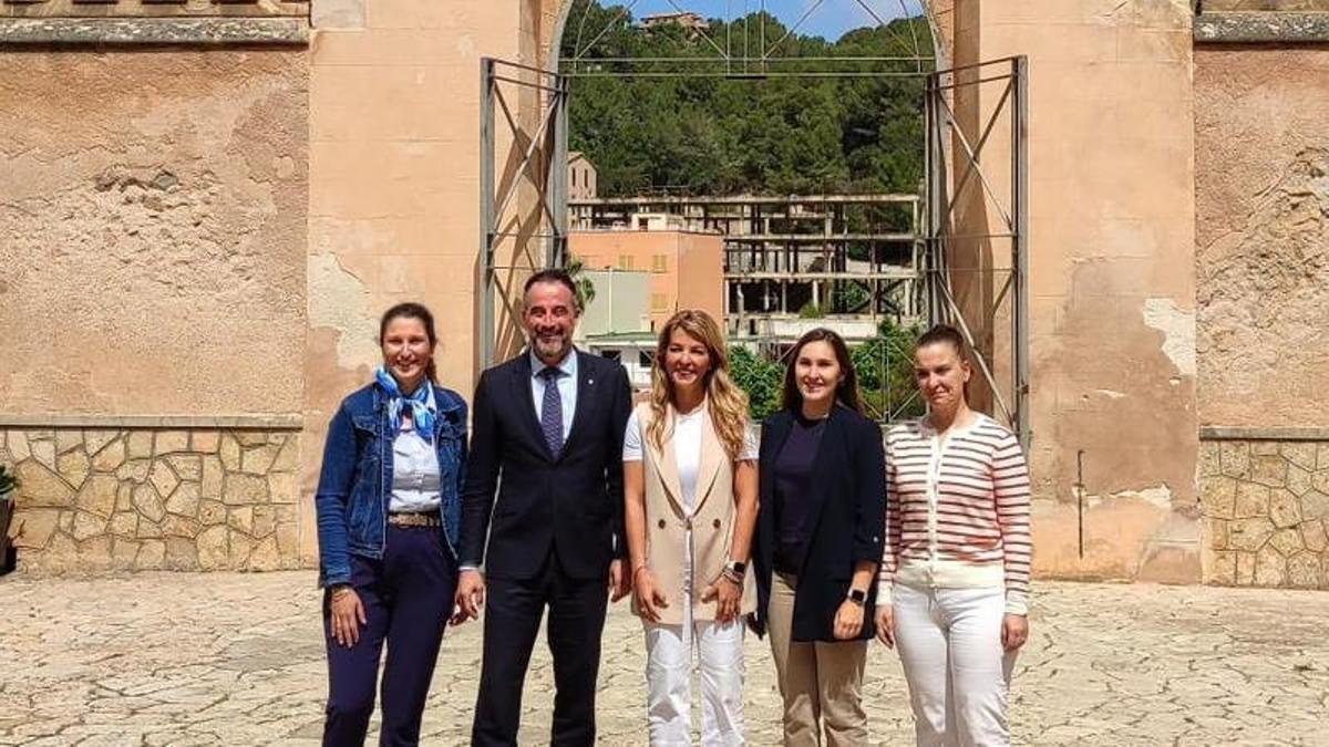 El acuerdo se firmó este miércoles entre el Ayuntamiento y el Govern