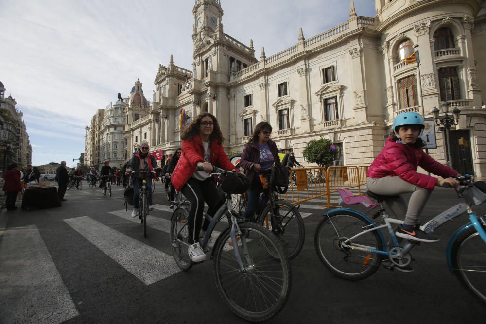 'Bicimanifestación' hasta Burjassot