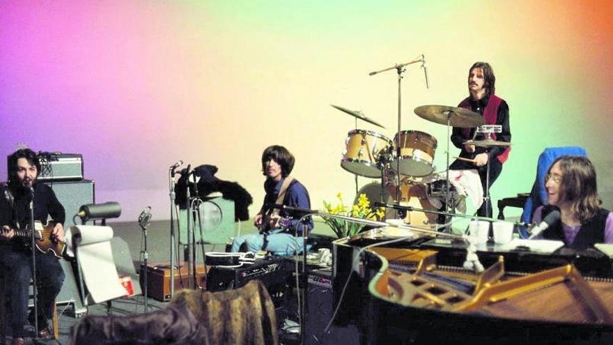 The Beatles, en una
imagen promocional
de la docuserie
’The Beatles: Get back’.