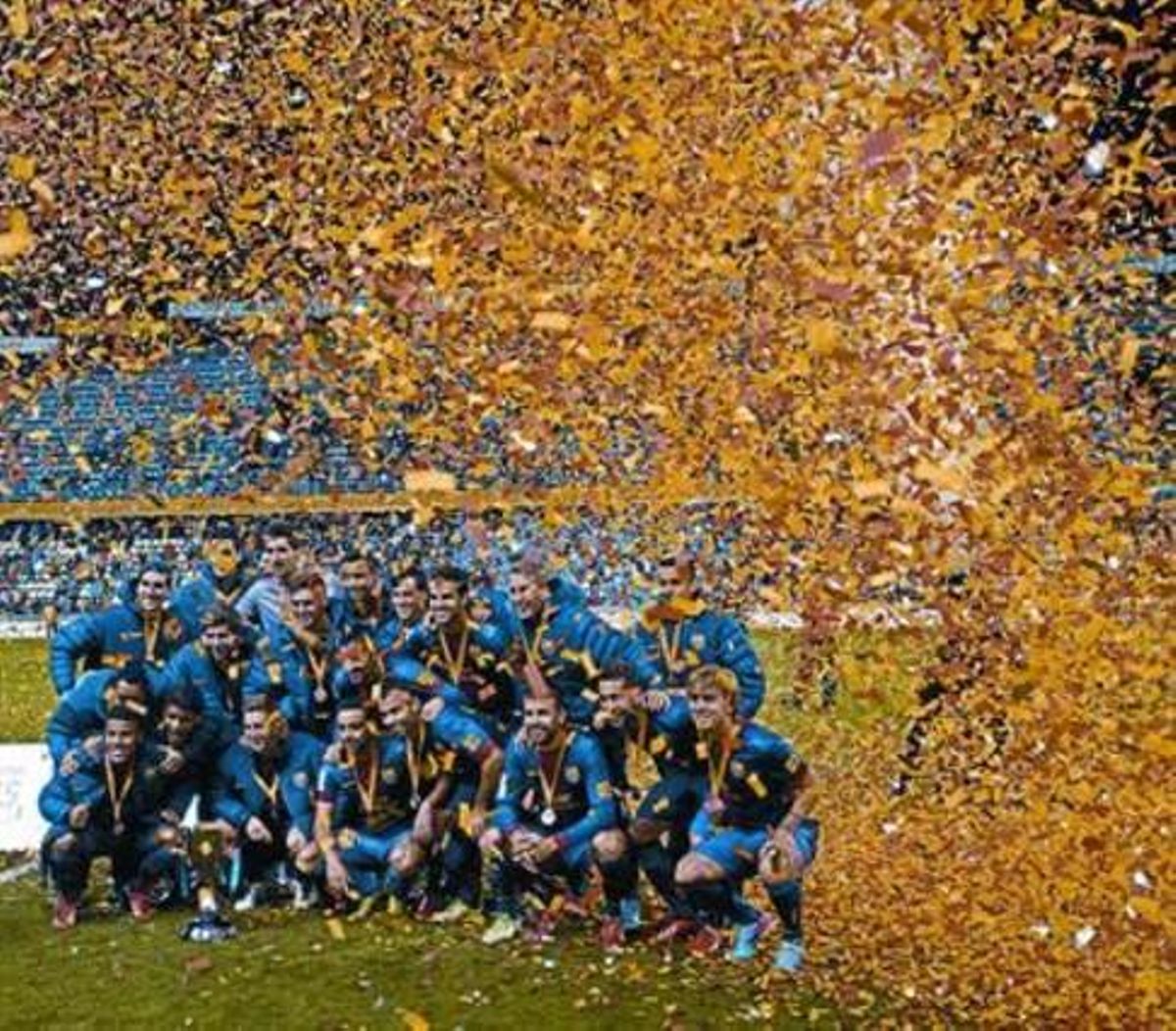 El Barça celebra la setena Copa de Catalunya, ahir a Lleida. El Barça celebra la setena Copa de Catalunya, ahir a Lleida.