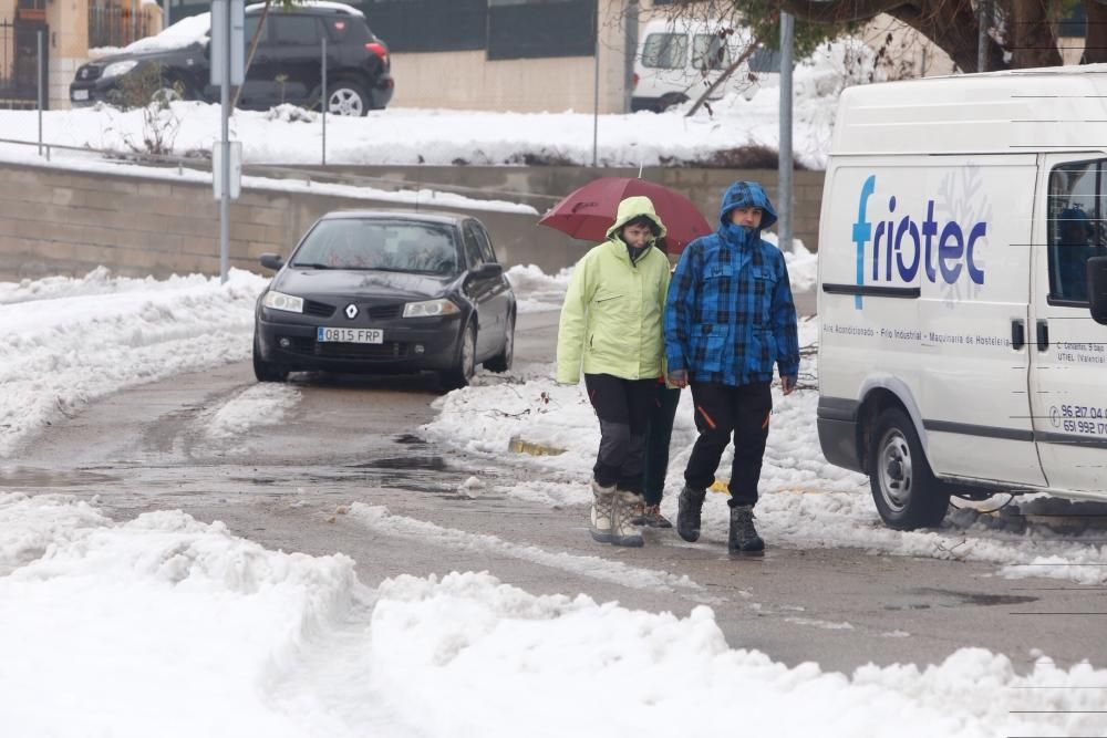 Efectos del temporal de nieve en Requena