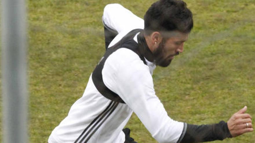 Voro espera a Garay para el partido ante el Espanyol