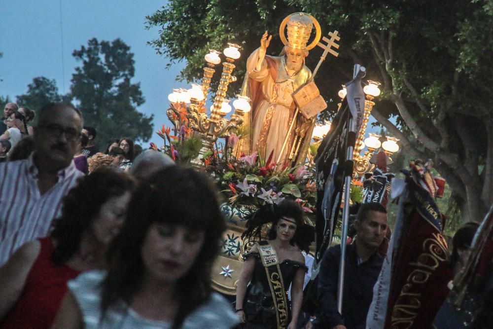 Rojales celebra la solemne procesión en honor a San Pedro Apóstol