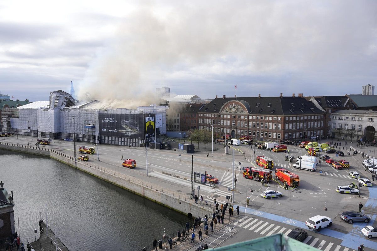 Fire hits historical Stock Exchange building in Copenhagen