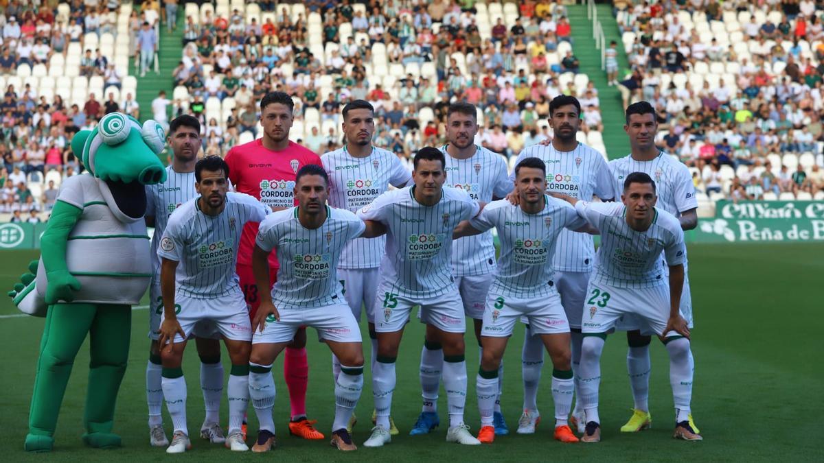 Equipo titular del Córdoba CF que se enfrentó este domingo en El Arcángel al Deportivo de La Coruña.