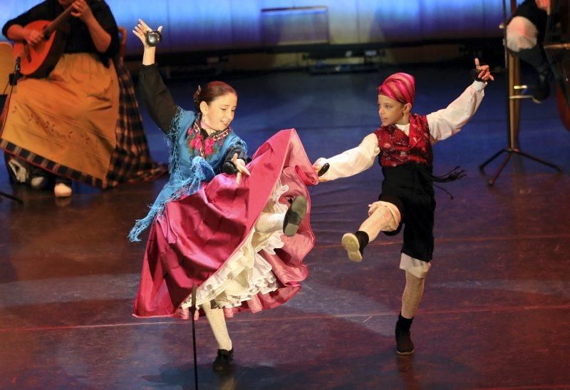 Certamen infantil de jota aragonesa en el Auditorio de Zaragoza