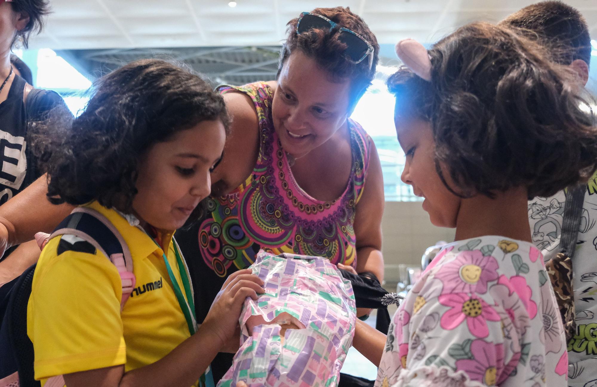 Los niños saharauis llegan a Alicante a pasar unas vacaciones en paz