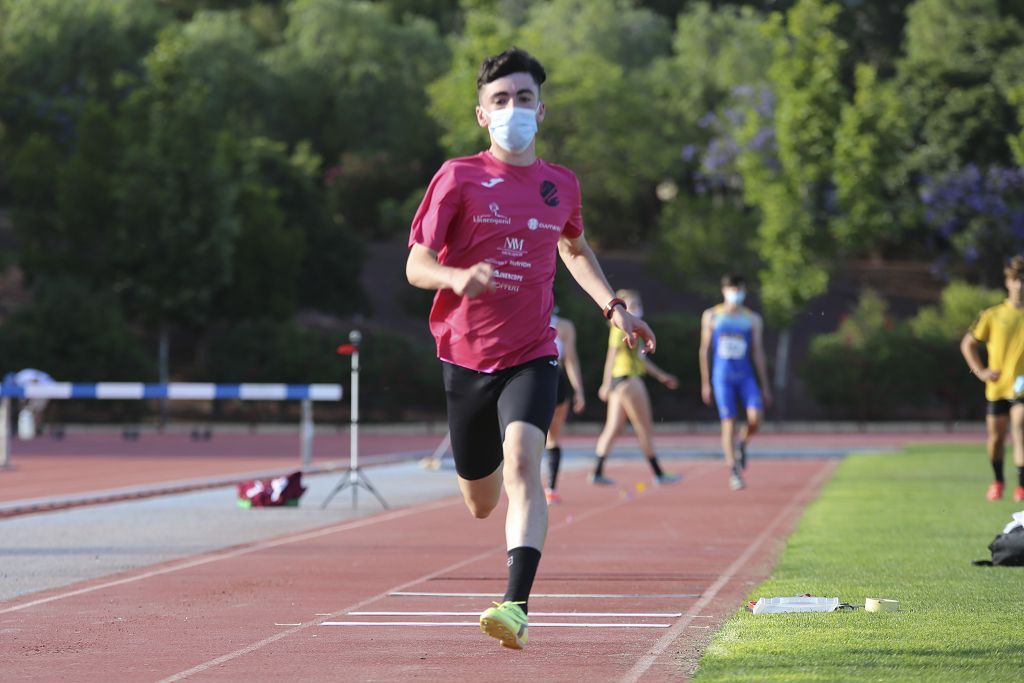 Campeonato regional de atletismo. Primera jornada