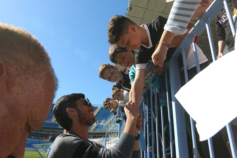 El equipo blanquiazul abre la grada de La Rosaleda a miles de niños de varios colegios de Málaga.