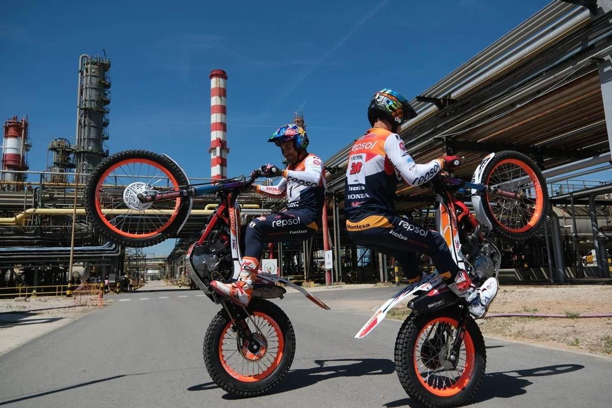 Bou y Marcelli, en el complejo industrial de Repsol en Tarragona.