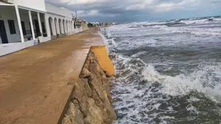 Dénia exige a Costas que paralice los deslindes de las playas de les Deveses y de les Marines