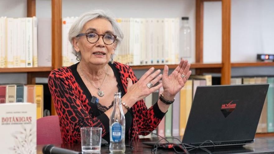 La botánica Carolina Martínez Pulido reivindica los logros de las mujeres en la ciencia