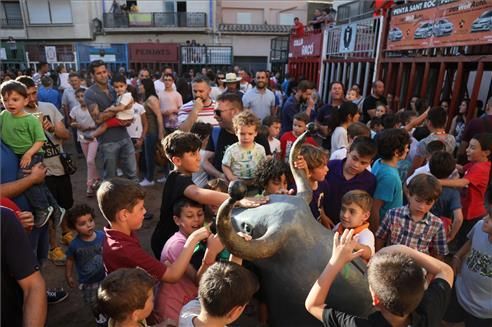 Toros, encierro infantil y diversión en Almassora