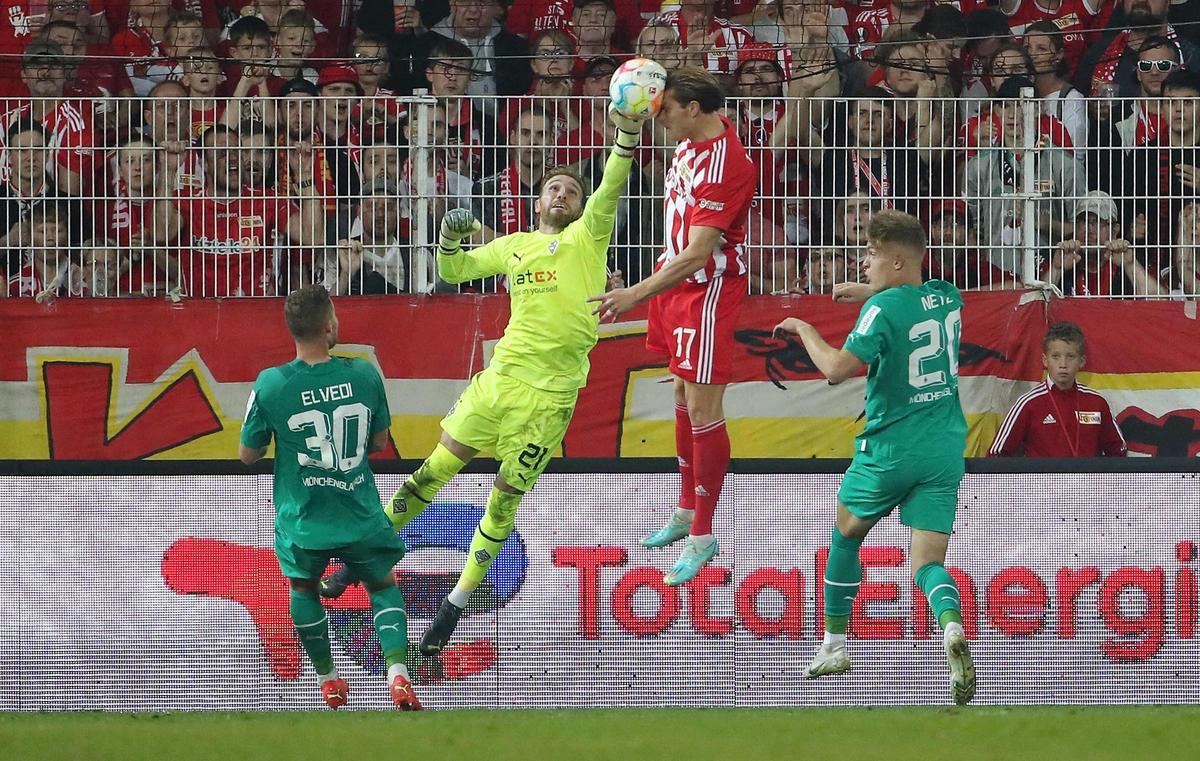 Kevin Behrens en un partido con el Unión Berlín