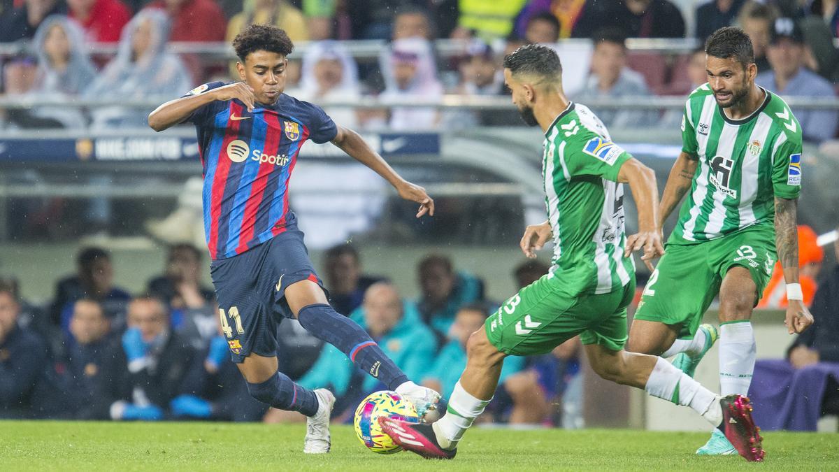 El debut del joven cadete azulgrana de 15 años, Lamine Yamal, con el primer equipo del Barça