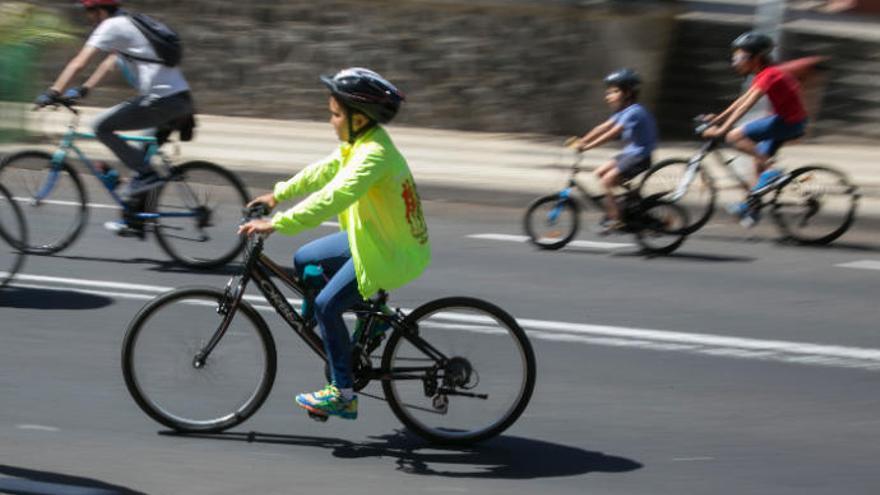 Instantánea de la Fiesta de la Bicicleta en Santa Cruz de Tenerife.