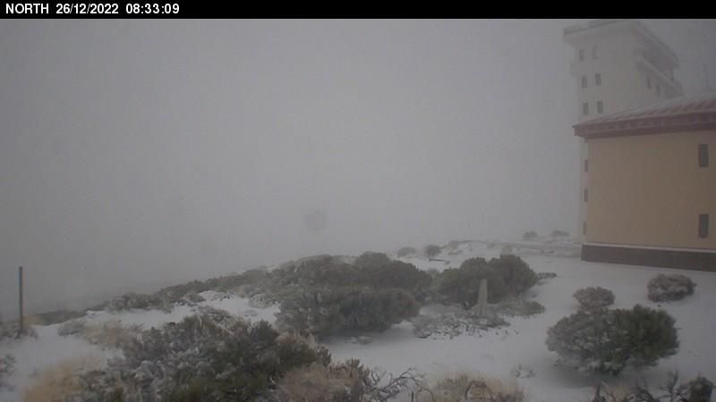Primera nevada del invierno en El Teide